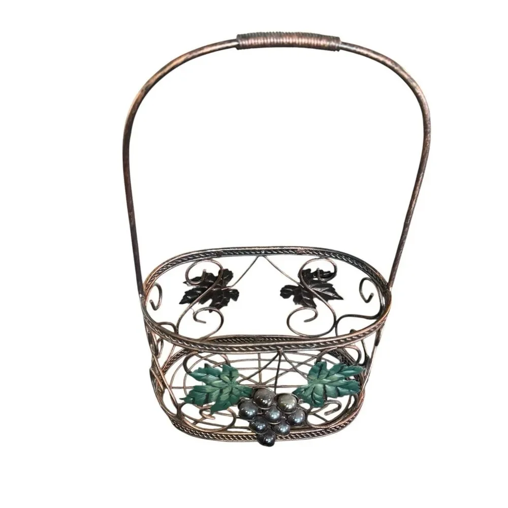 14” Tall Metal Basket With Grapes And Grape Vines Winery‎